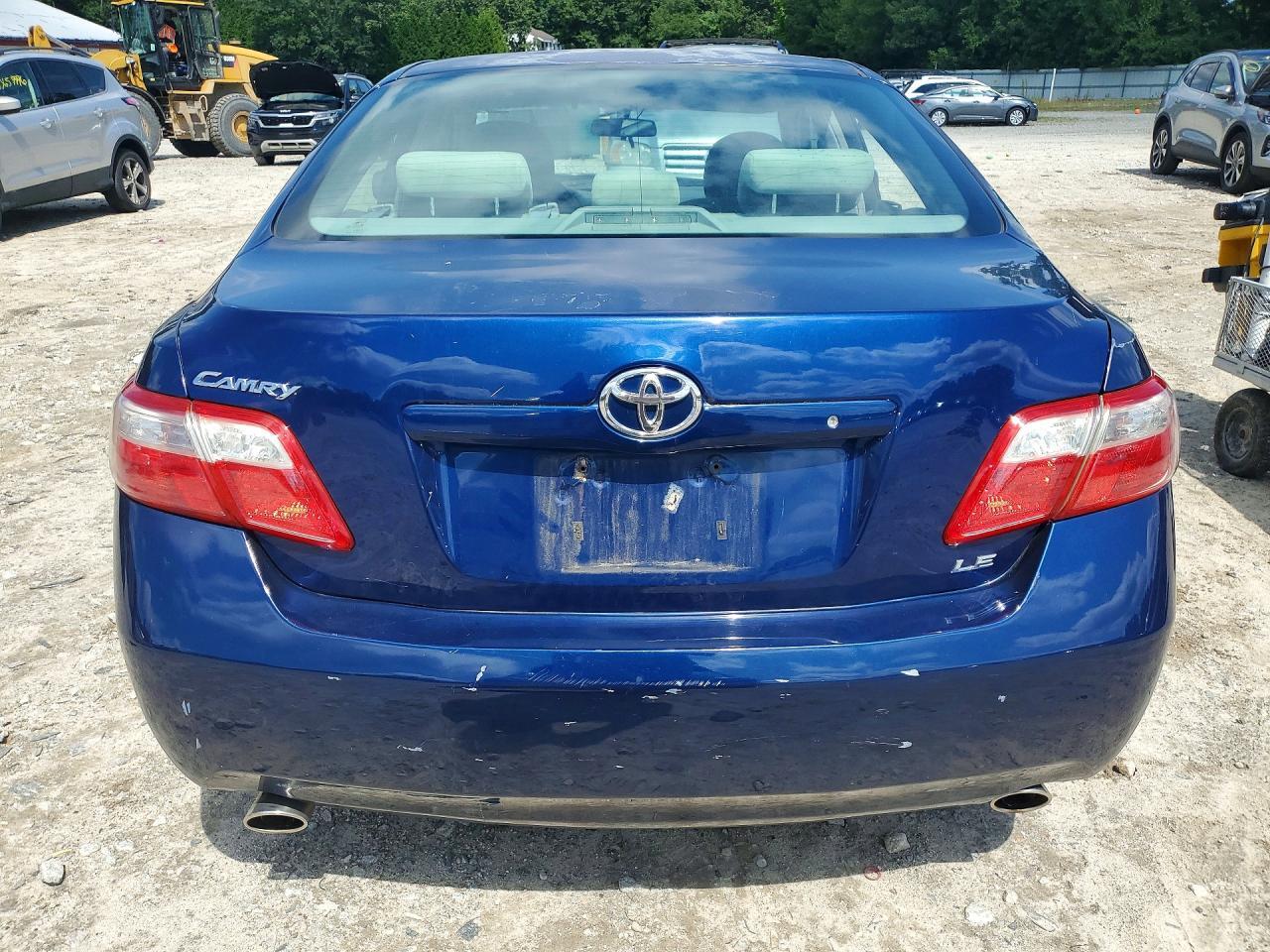 2007 TOYOTA CAMRY LE V6 — Фото 6 из 12