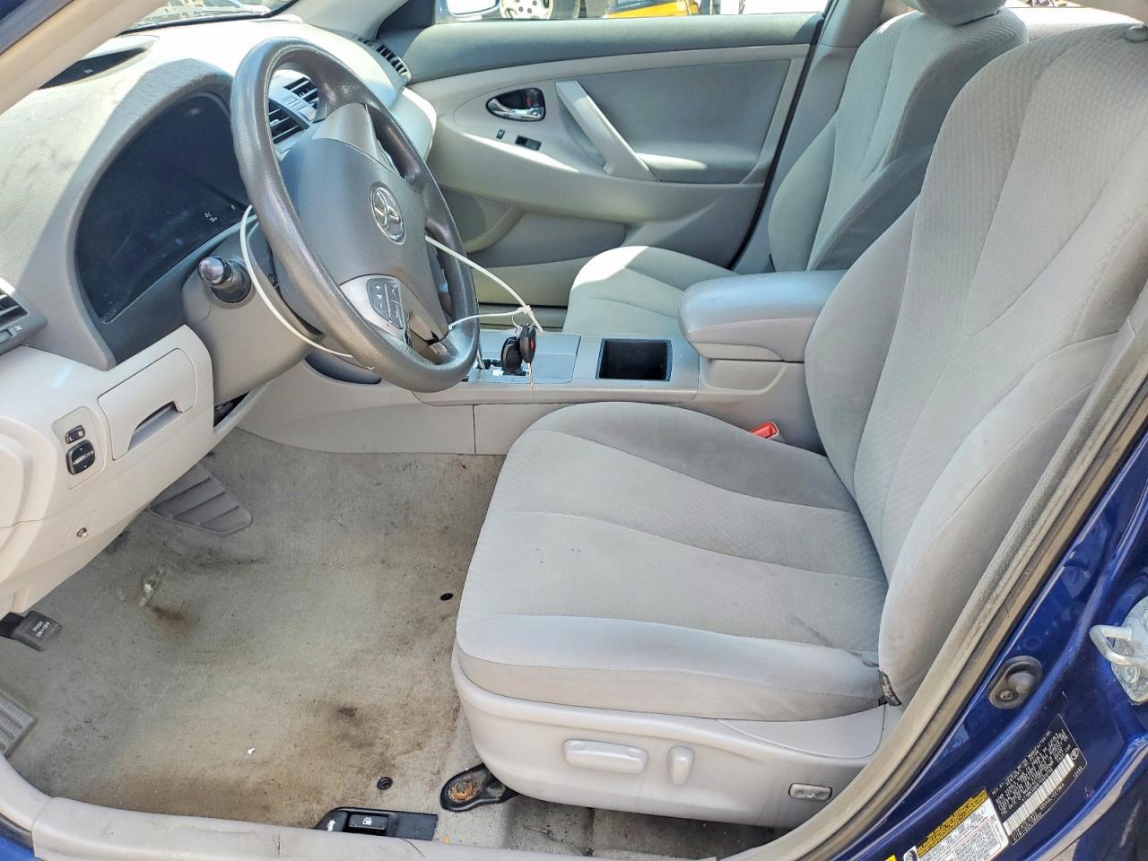 2007 TOYOTA CAMRY LE V6 — Фото 7 из 12