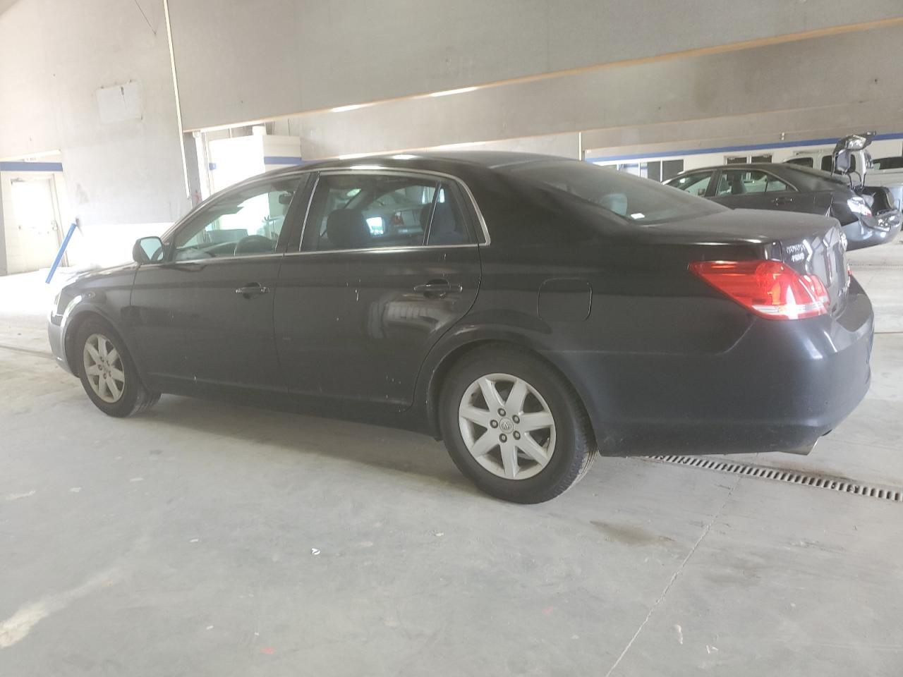 2007 TOYOTA AVALON XL — Фото 2 из 12