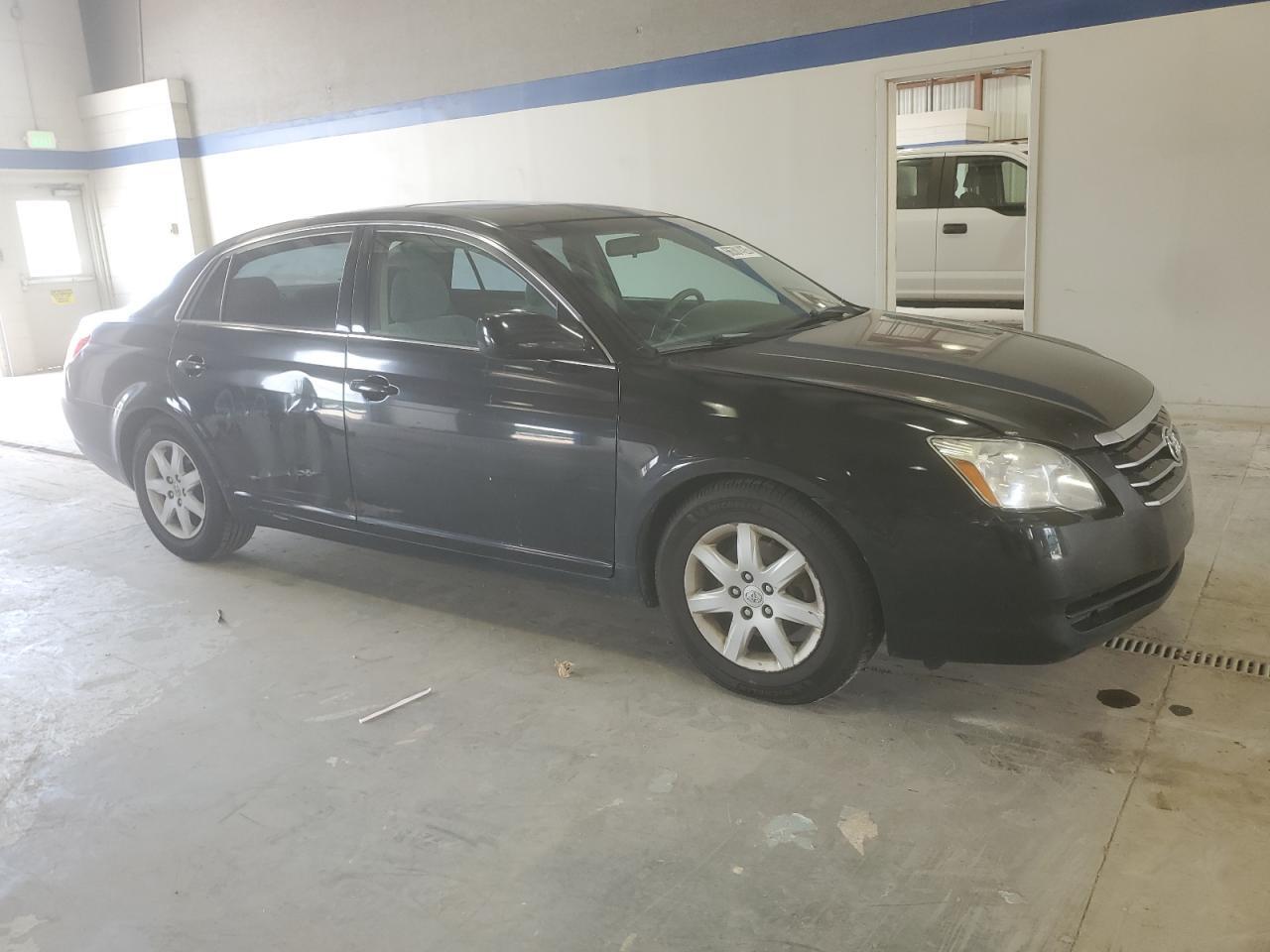 2007 TOYOTA AVALON XL — Фото 4 из 12