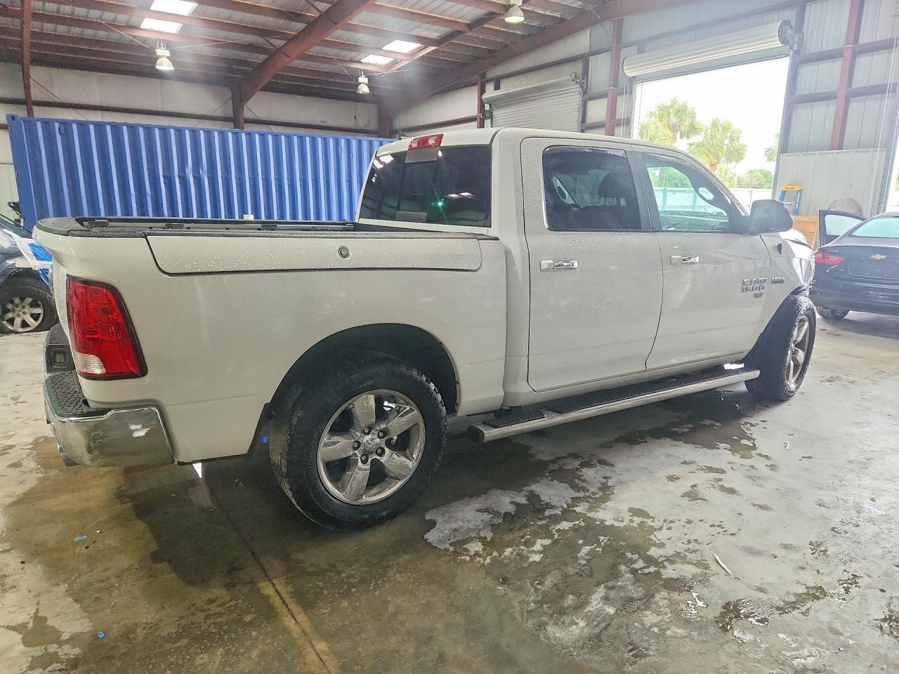 1C6RR6LT4GS368368 2016 RAM 1500 photo no. 3