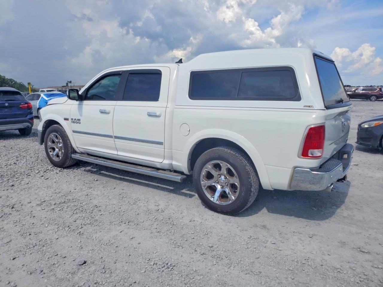 2016 RAM 1500 LARAMIE — Фото 2 из 12