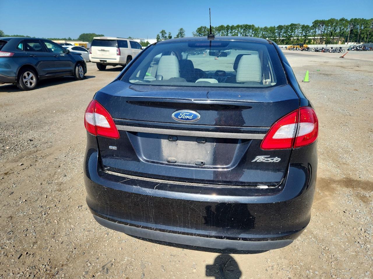 2013 FORD FIESTA SE — Фото 6 из 12