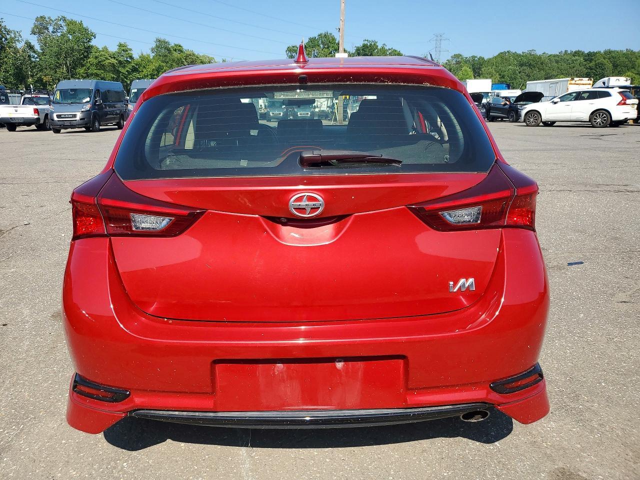 2016 SCION IM BASE — Фото 6 из 13
