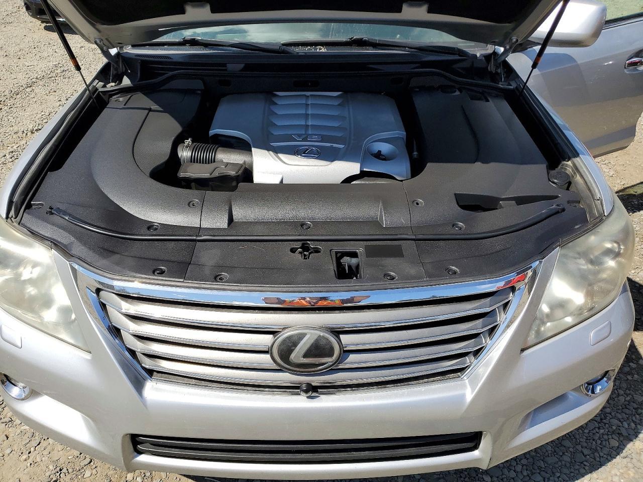2010 LEXUS LX 570 — Фото 12 из 13