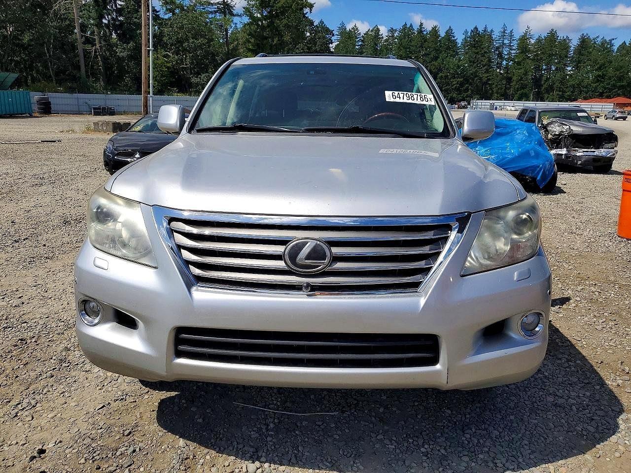 2010 LEXUS LX 570 — Фото 5 из 13