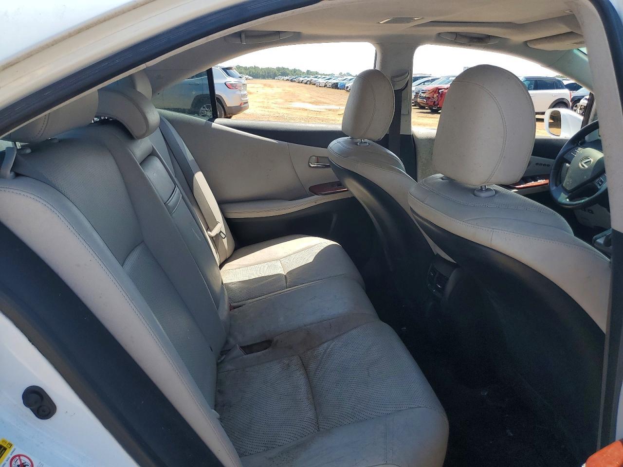 2010 LEXUS HS 250H — Фото 10 из 12