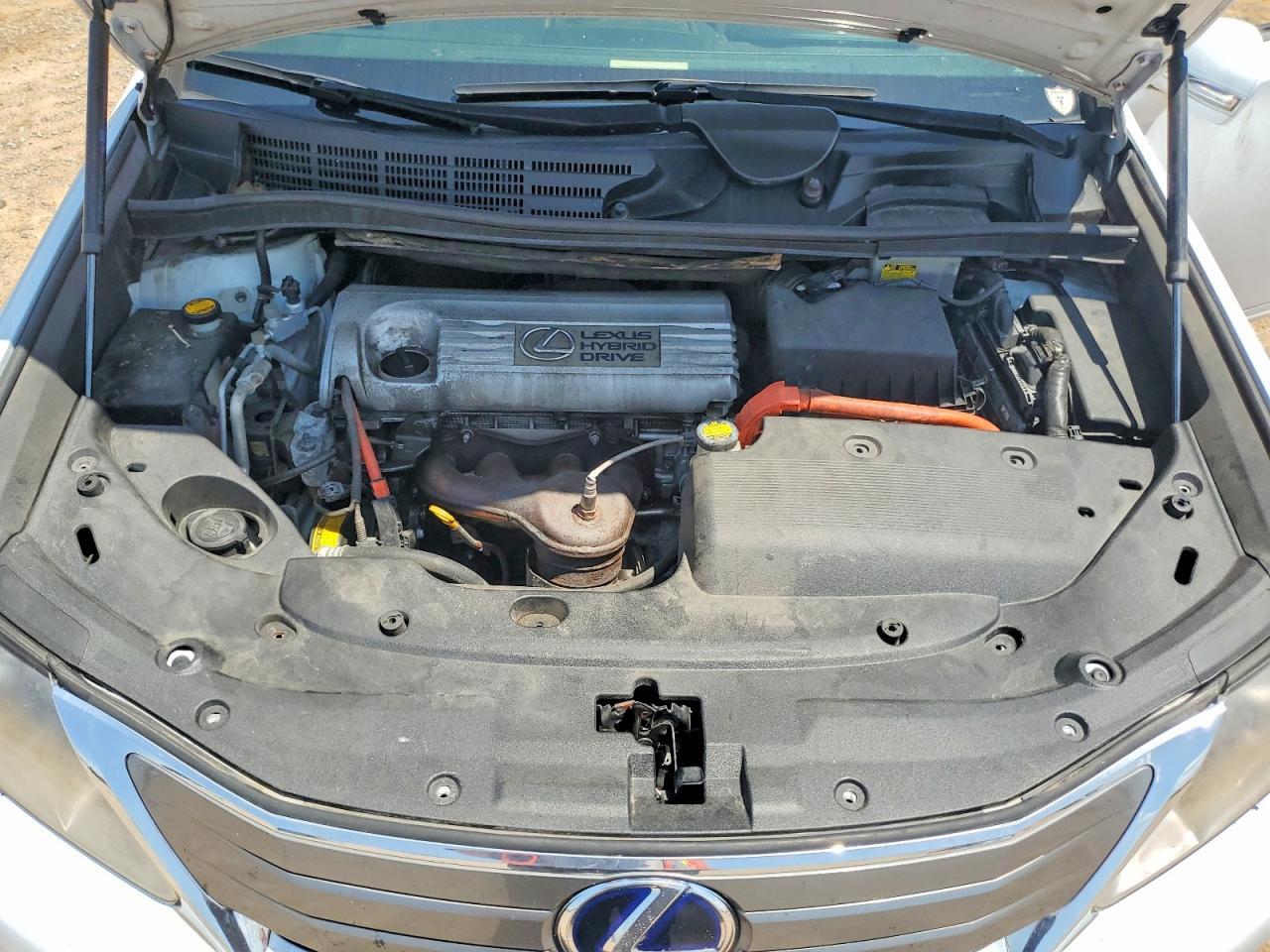 2010 LEXUS HS 250H — Фото 11 из 12