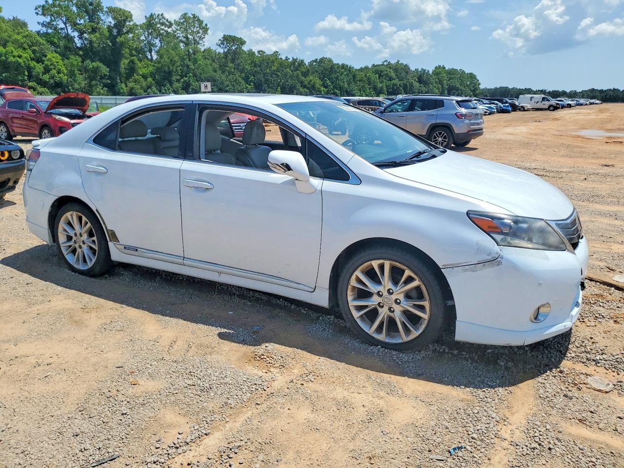 2010 LEXUS HS 250H — Фото 4 из 12