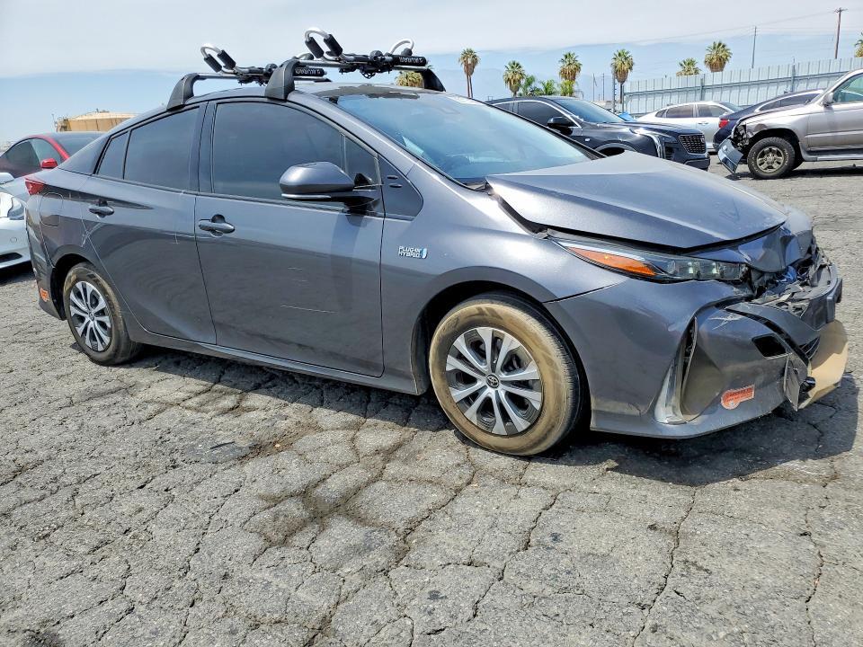 2020 TOYOTA PRIUS PRIME LE — Фото 4 из 12