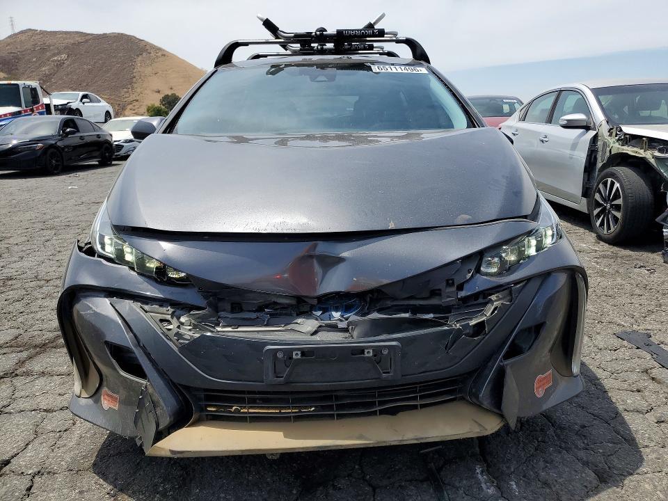 2020 TOYOTA PRIUS PRIME LE — Фото 5 из 12