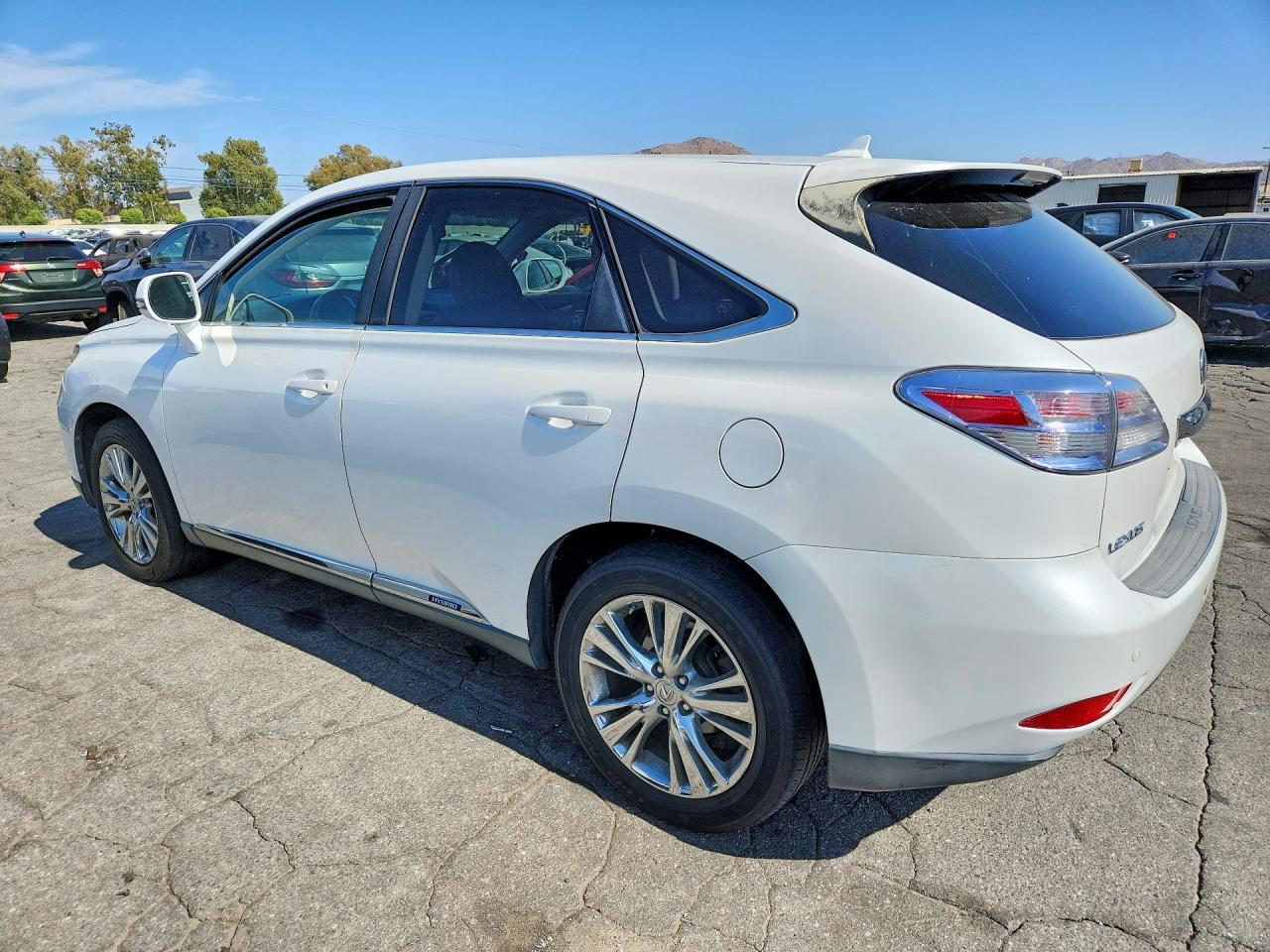 2010 LEXUS RX 450H — Фото 2 из 13
