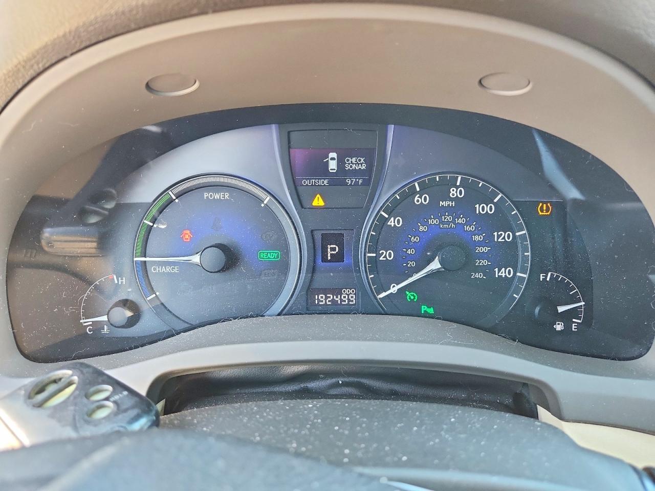 2010 LEXUS RX 450H — Фото 9 из 13