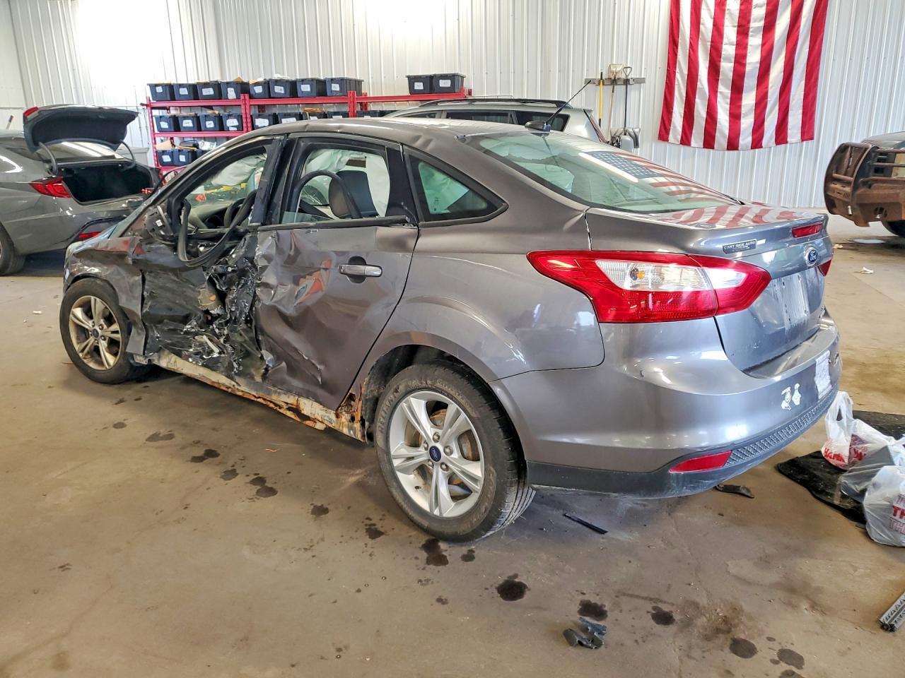 2013 FORD FOCUS SE — Фото 2 из 12