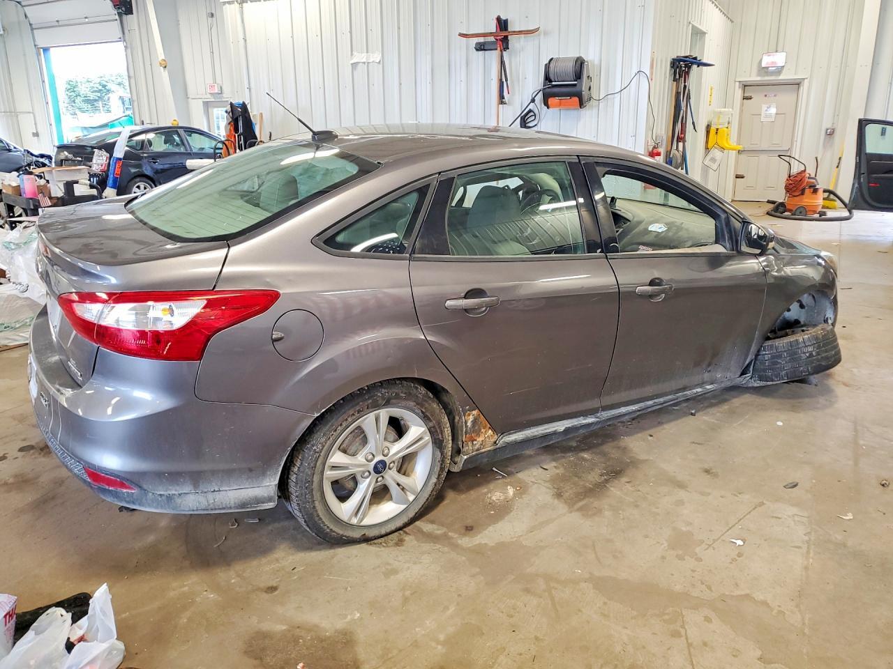 2013 FORD FOCUS SE — Фото 3 из 12