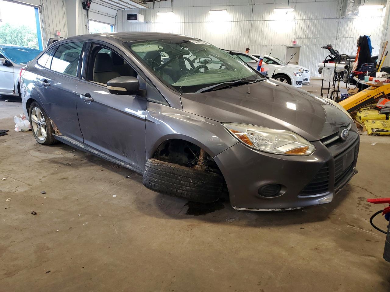 2013 FORD FOCUS SE — Фото 4 из 12
