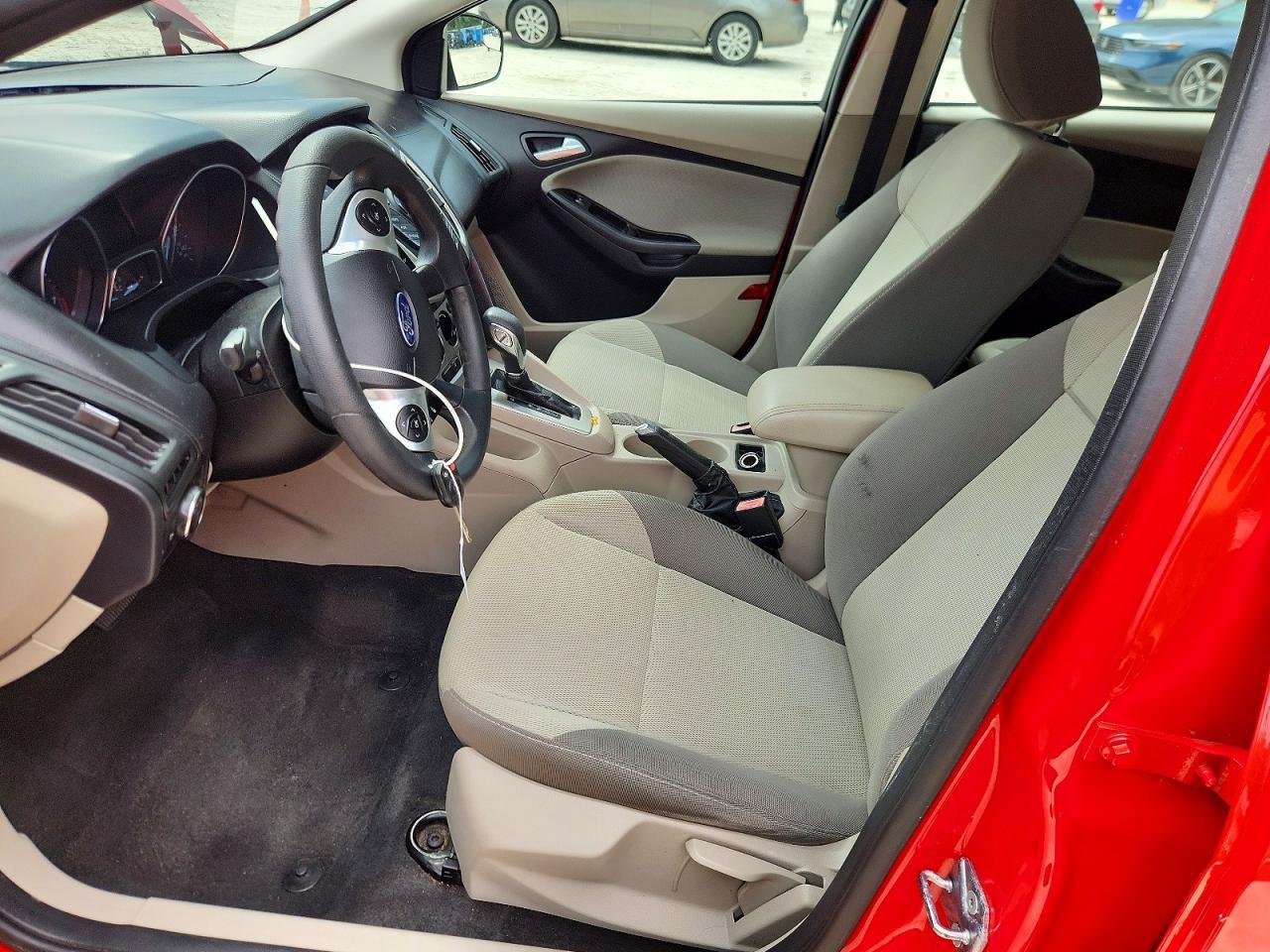 2013 FORD FOCUS SE — Фото 7 из 12