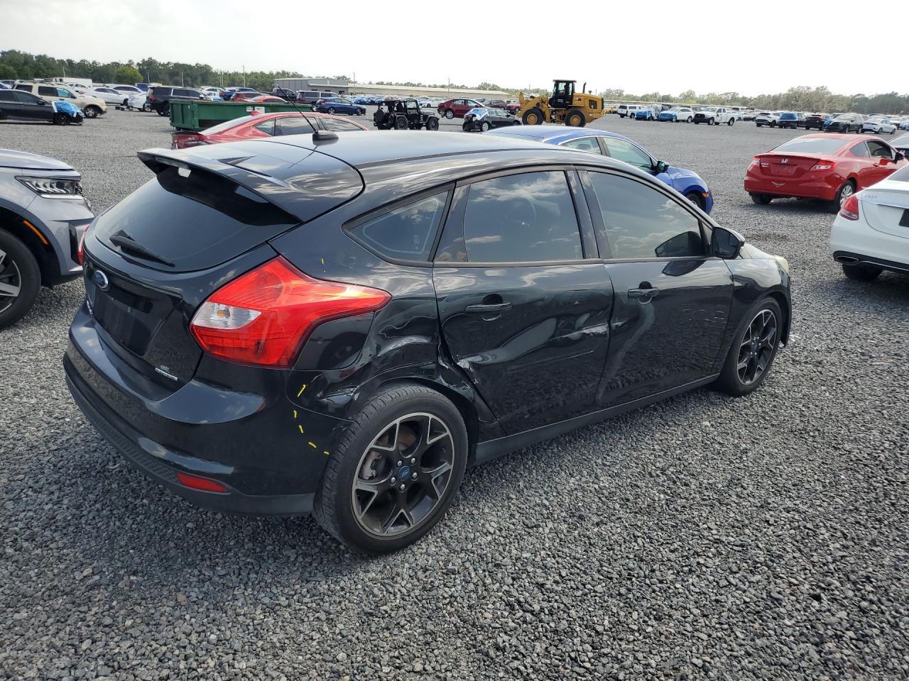 2013 FORD FOCUS SE — Фото 3 из 12