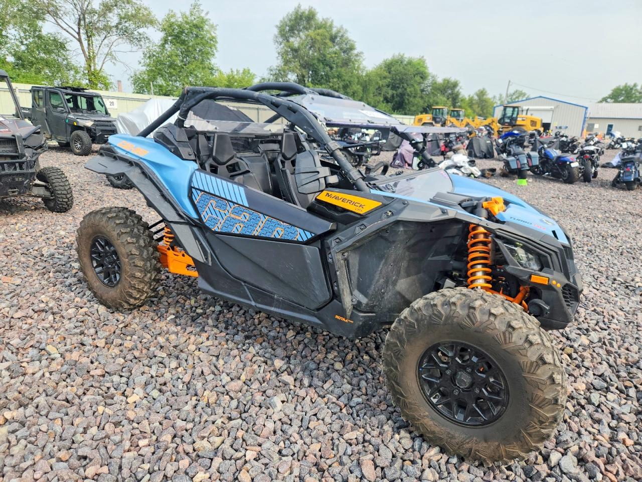 2025 CAN-AM MAVERICK X3 MAX 3JBVGAV48SE000604
