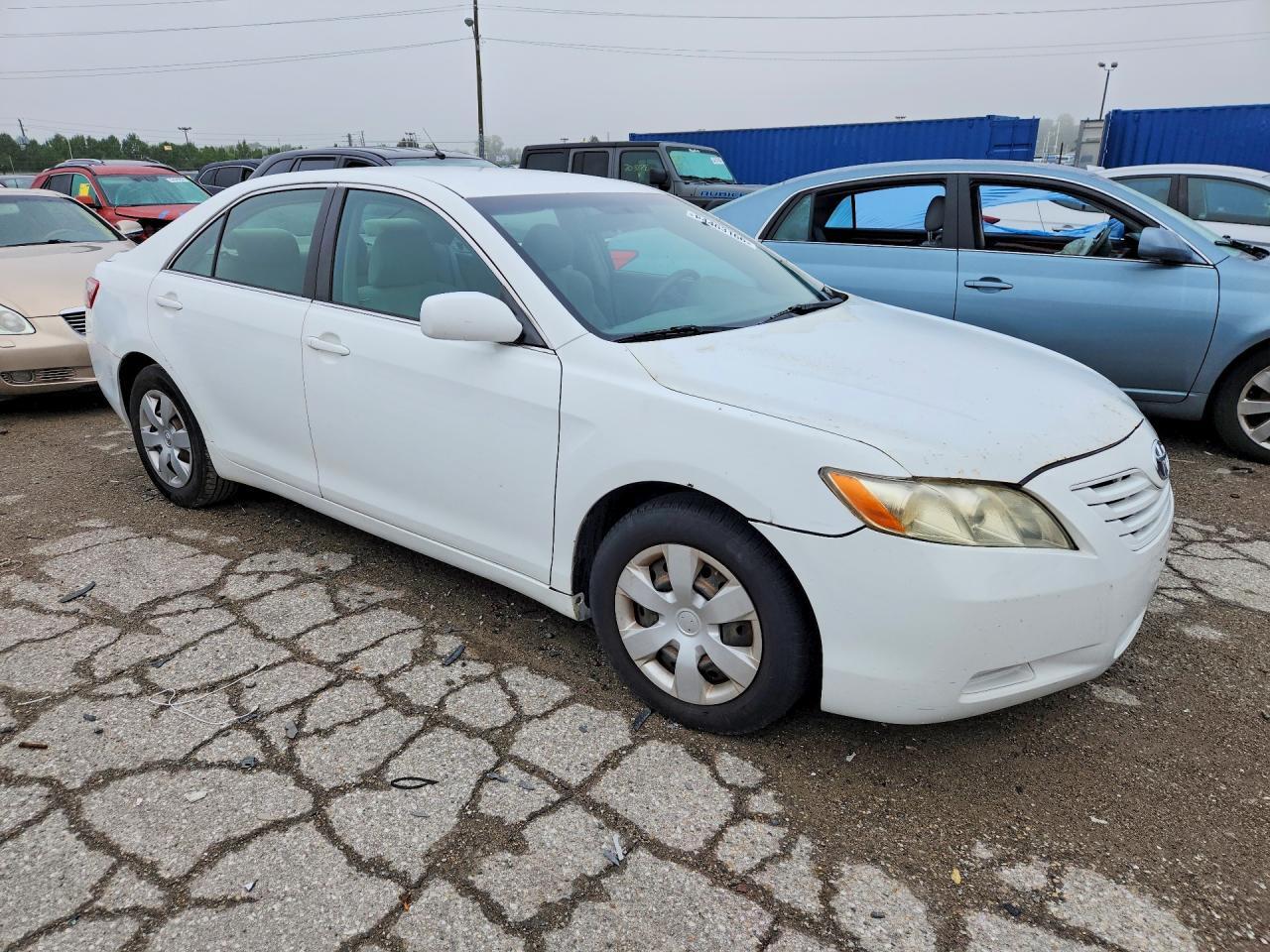 2007 TOYOTA CAMRY LE — Фото 4 из 12
