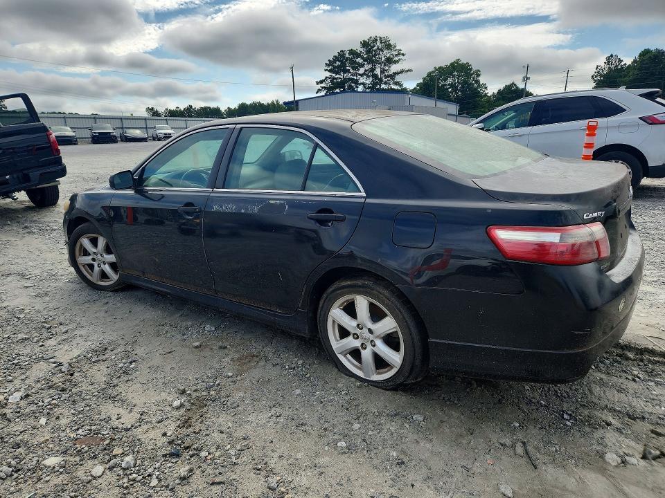 2007 TOYOTA CAMRY SE — Фото 2 из 12
