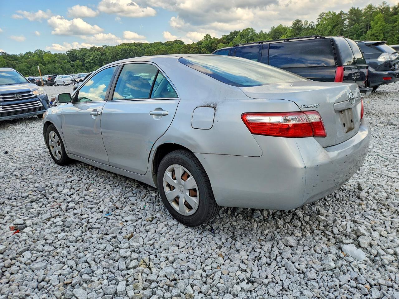 2007 TOYOTA CAMRY LE — Фото 2 из 12