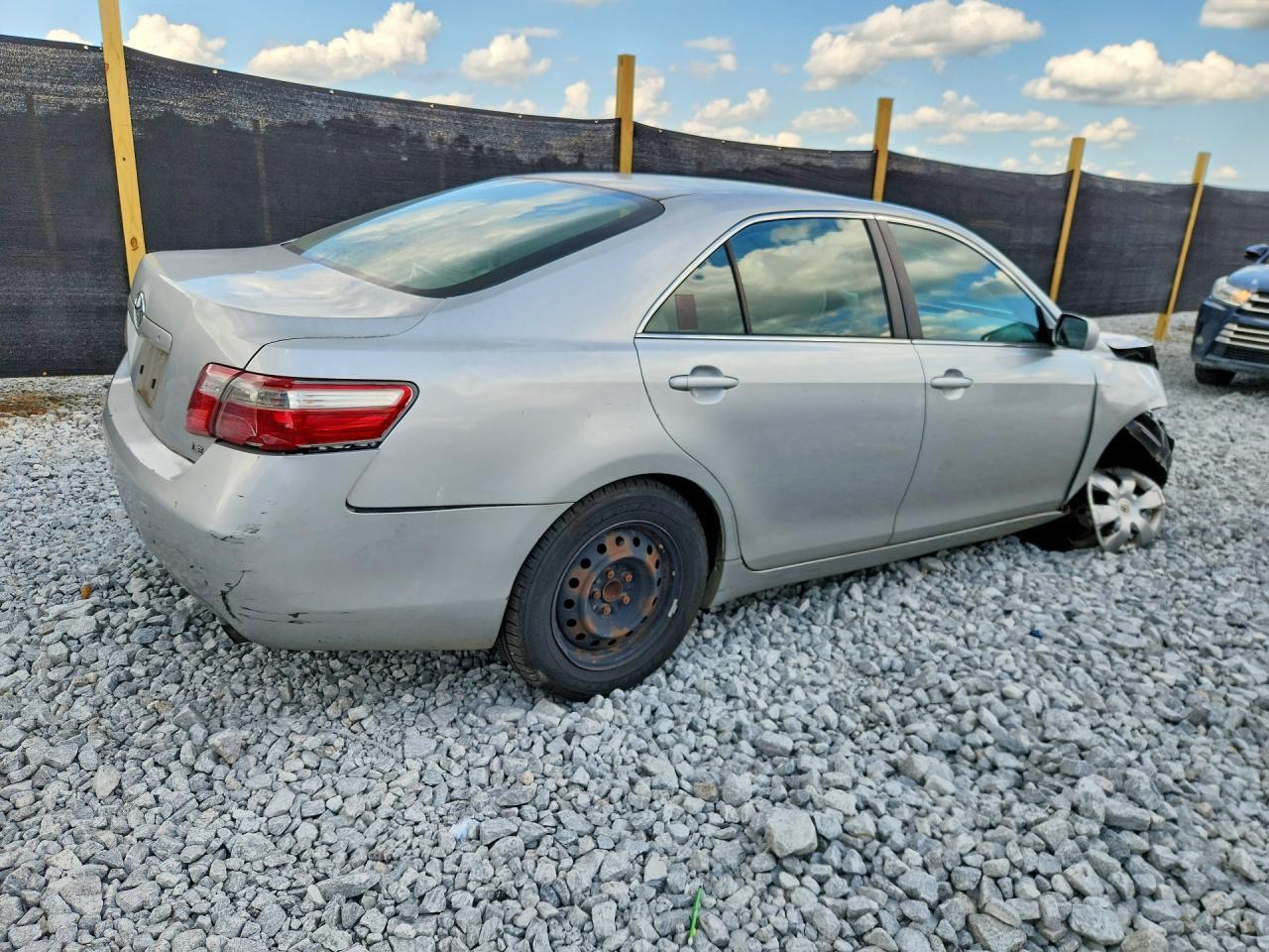 2007 TOYOTA CAMRY LE — Фото 3 из 12