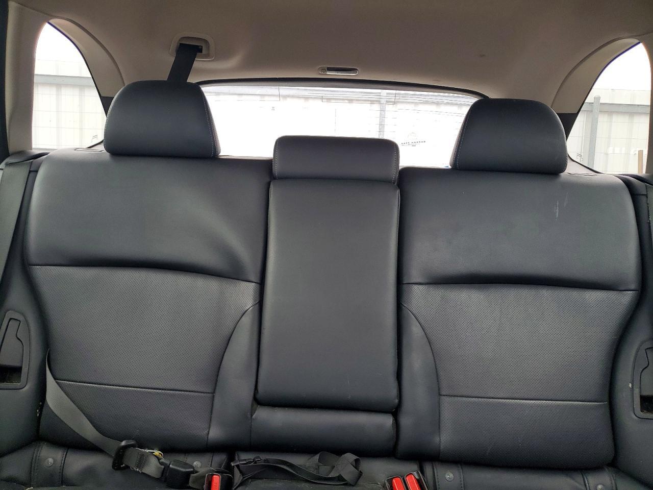 2016 SUBARU OUTBACK 3.6R LIMITED — Фото 10 из 13