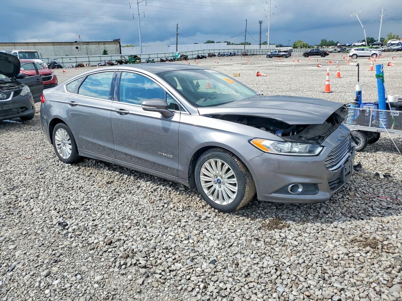 2013 FORD FUSION SE HYBRID — Фото 4 из 12