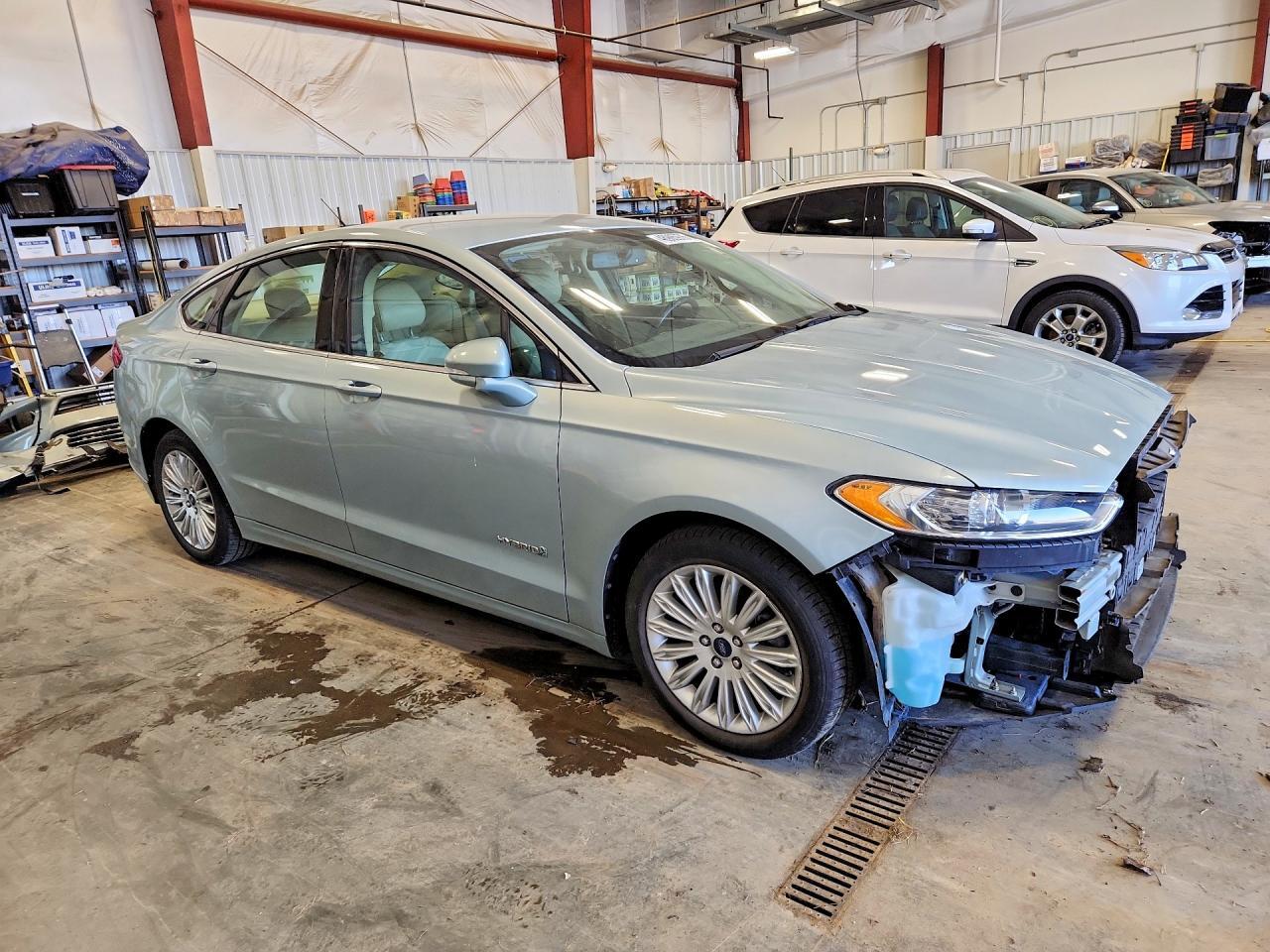2013 FORD FUSION SE HYBRID — Фото 4 из 13