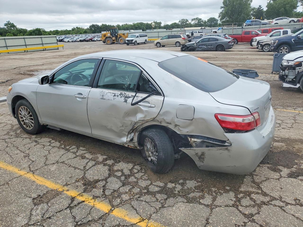 2007 TOYOTA CAMRY LE — Фото 2 из 13