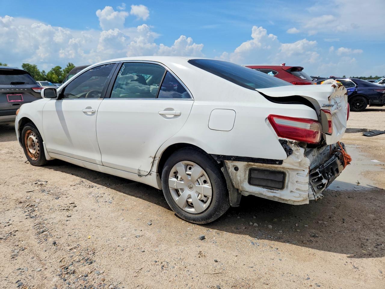 2007 TOYOTA CAMRY LE — Фото 2 из 12