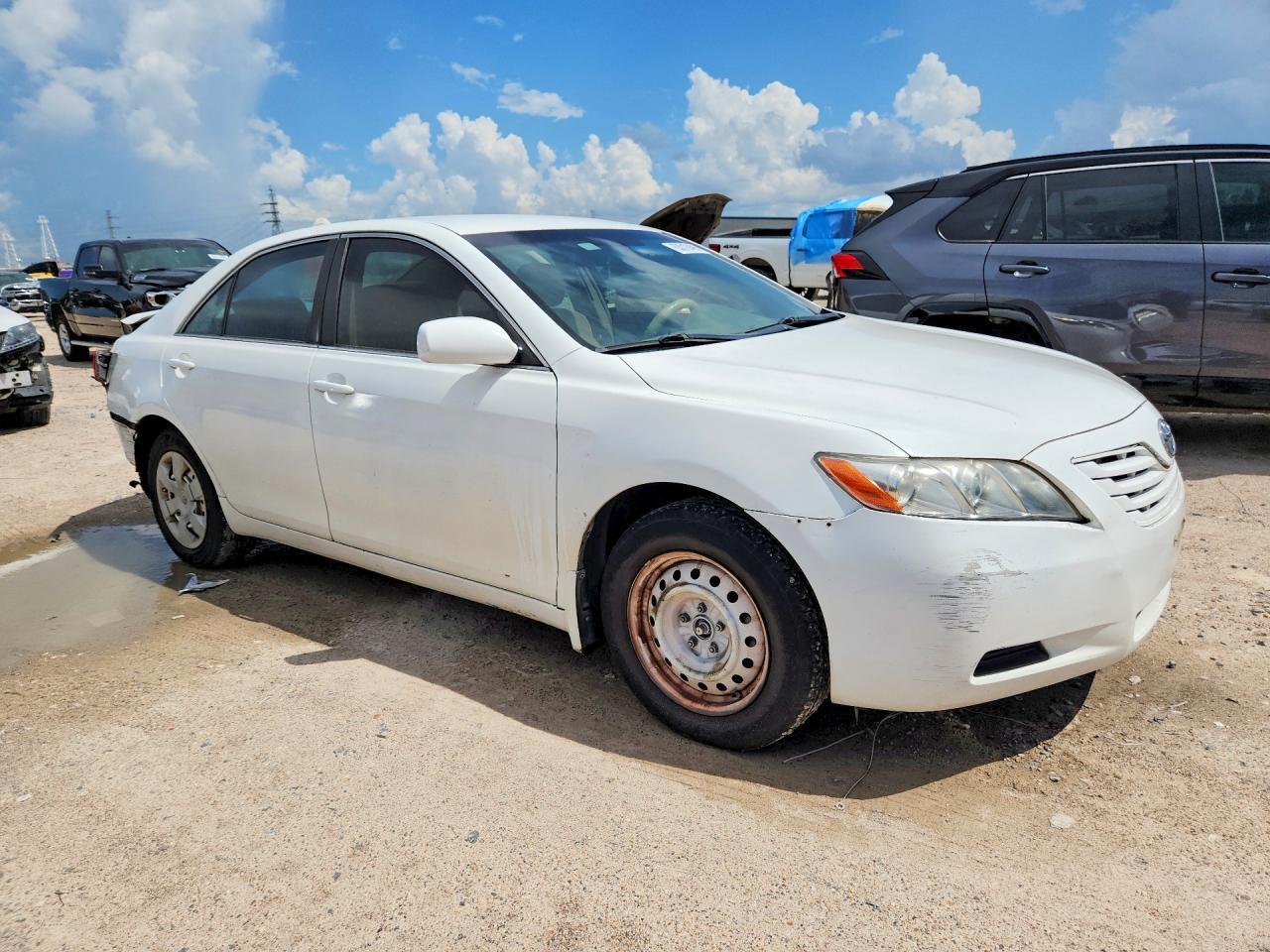2007 TOYOTA CAMRY LE — Фото 4 из 12