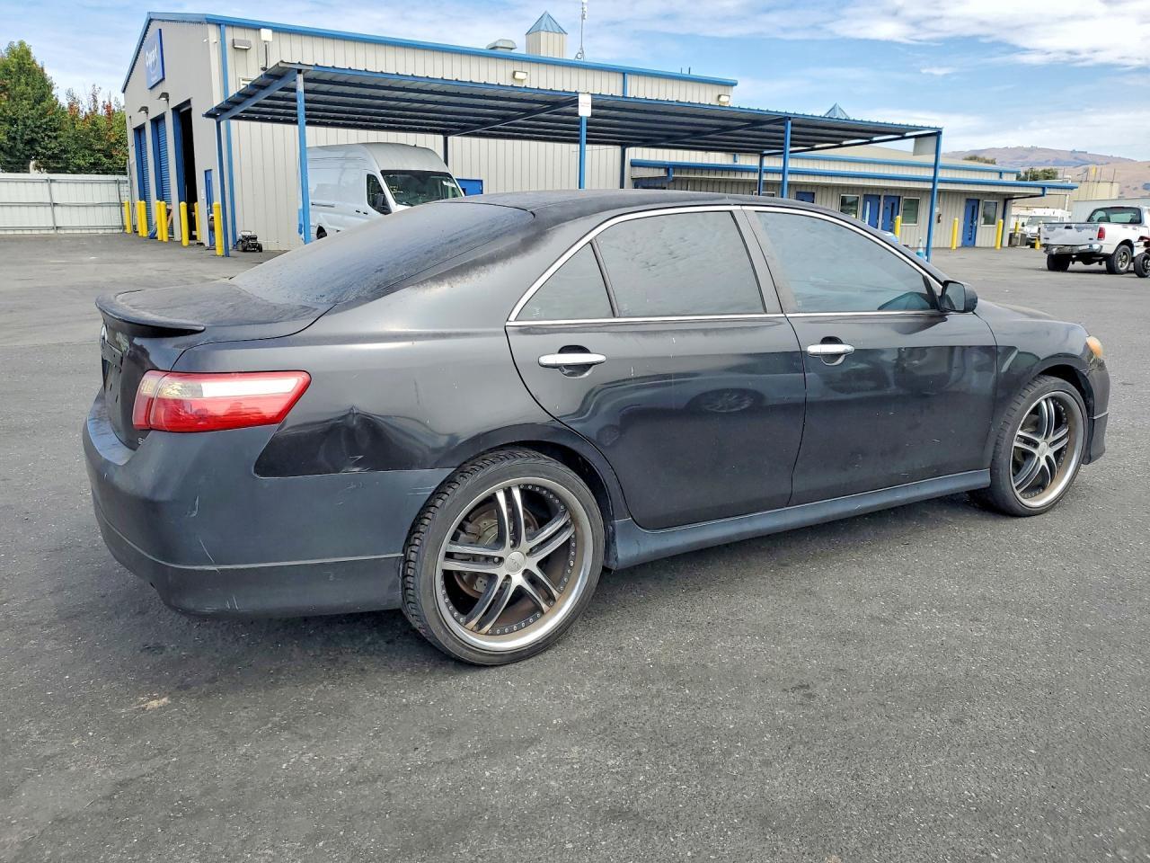 2007 TOYOTA CAMRY SE — Фото 3 из 12