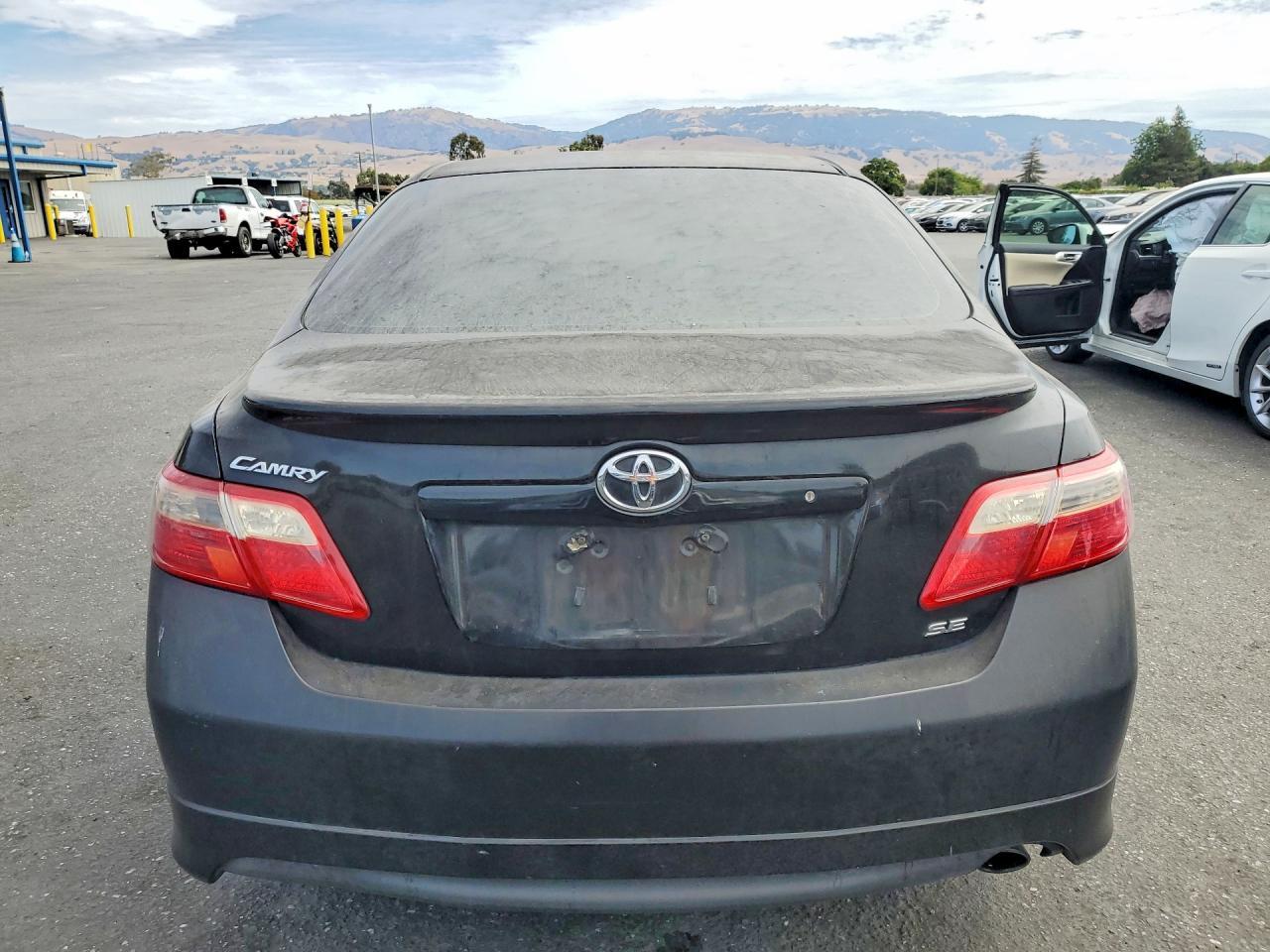 2007 TOYOTA CAMRY SE — Фото 6 из 12