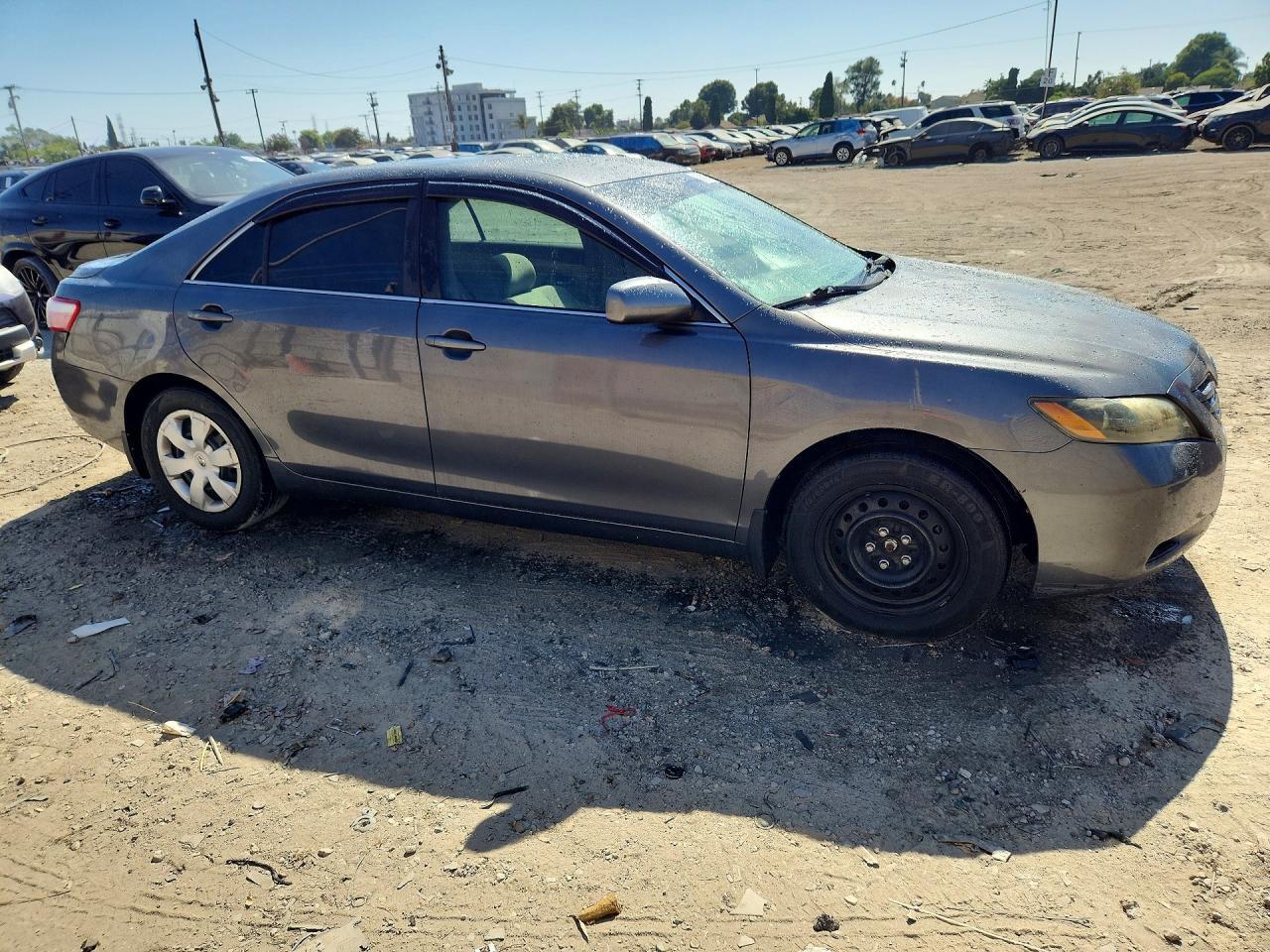 2007 TOYOTA CAMRY LE — Фото 4 из 12