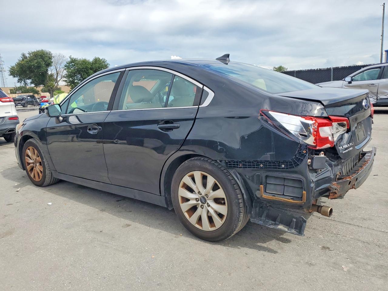 2016 SUBARU LEGACY 2.5I PREMIUM — Фото 2 из 12