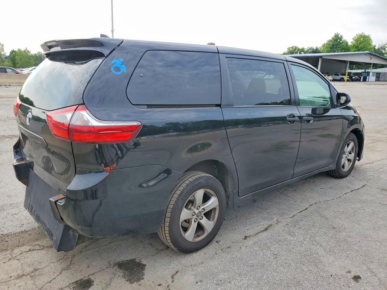 2020 TOYOTA SIENNA L — Фото 3 из 13