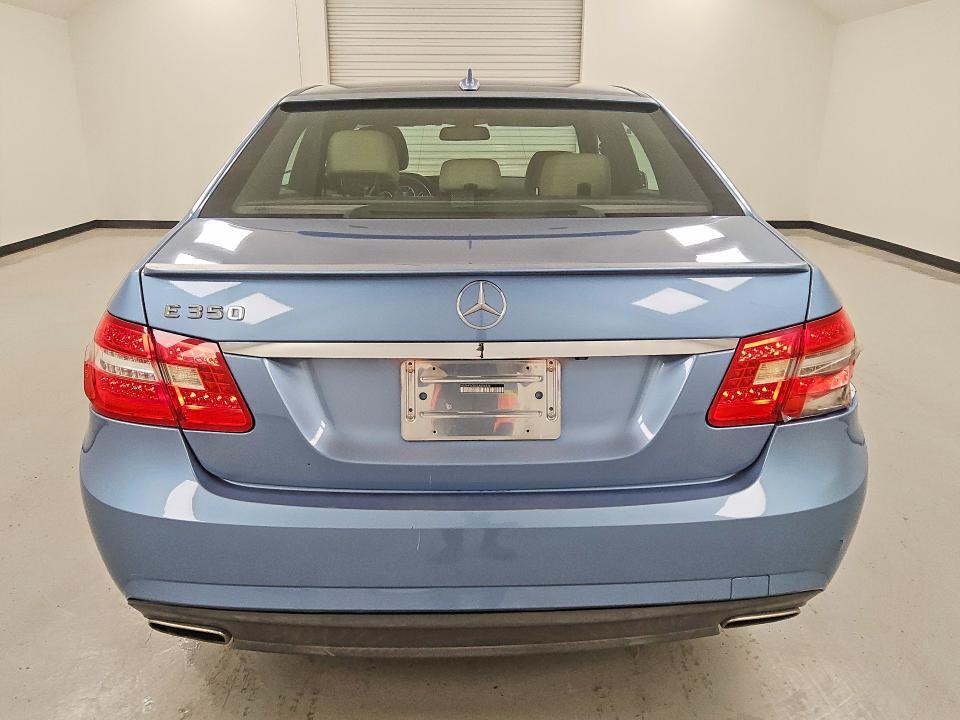2010 MERCEDES-BENZ E 350 — Фото 6 из 12