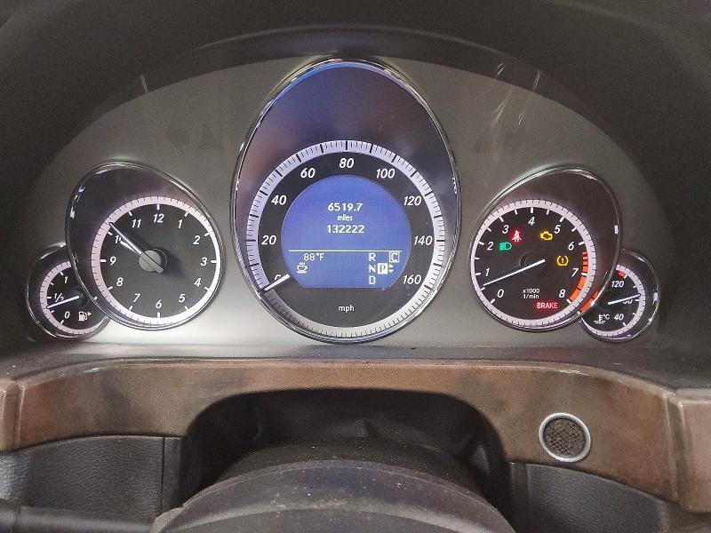 2010 MERCEDES-BENZ E 350 — Фото 9 из 12
