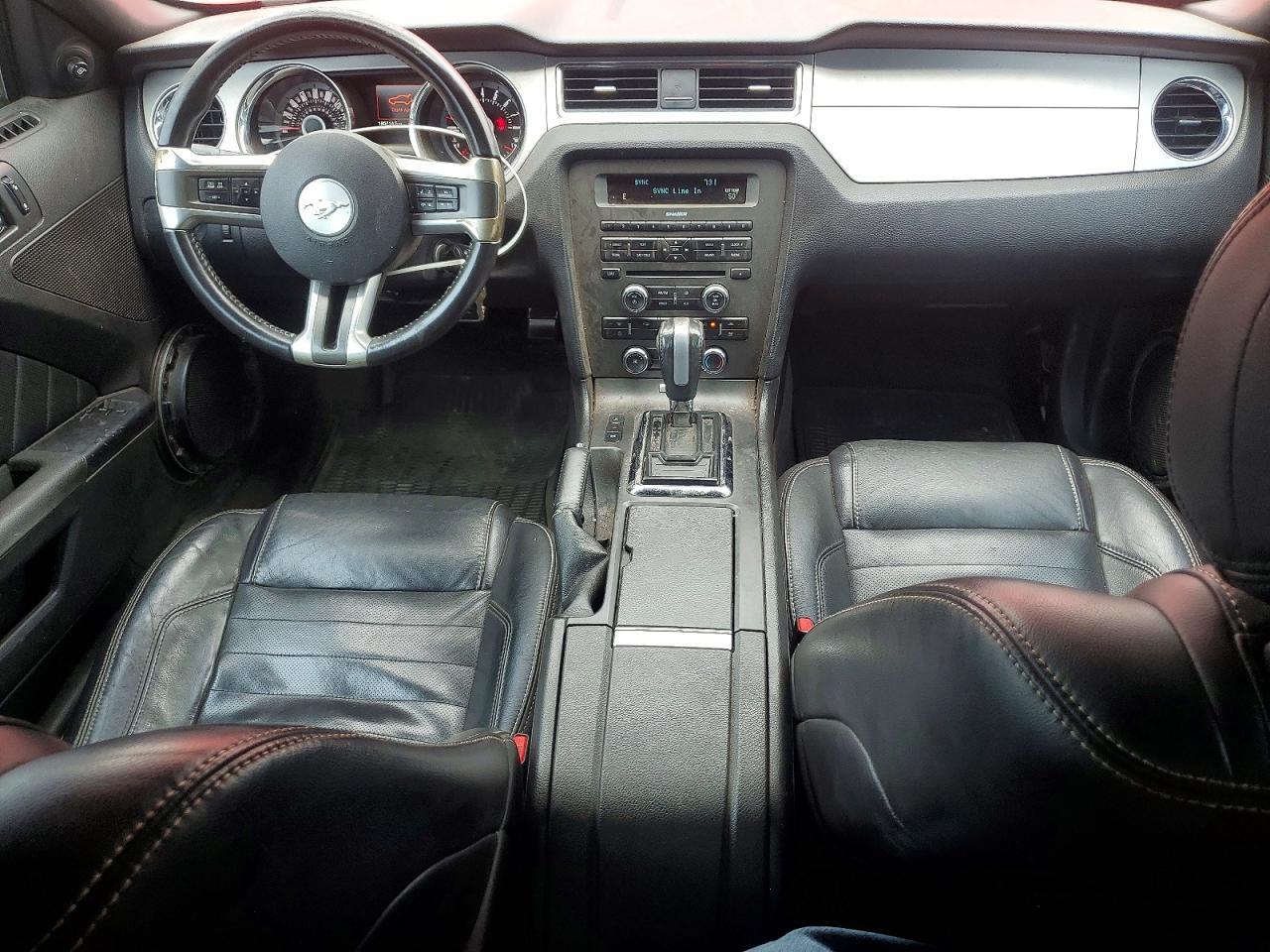 2013 FORD MUSTANG — Фото 8 из 13