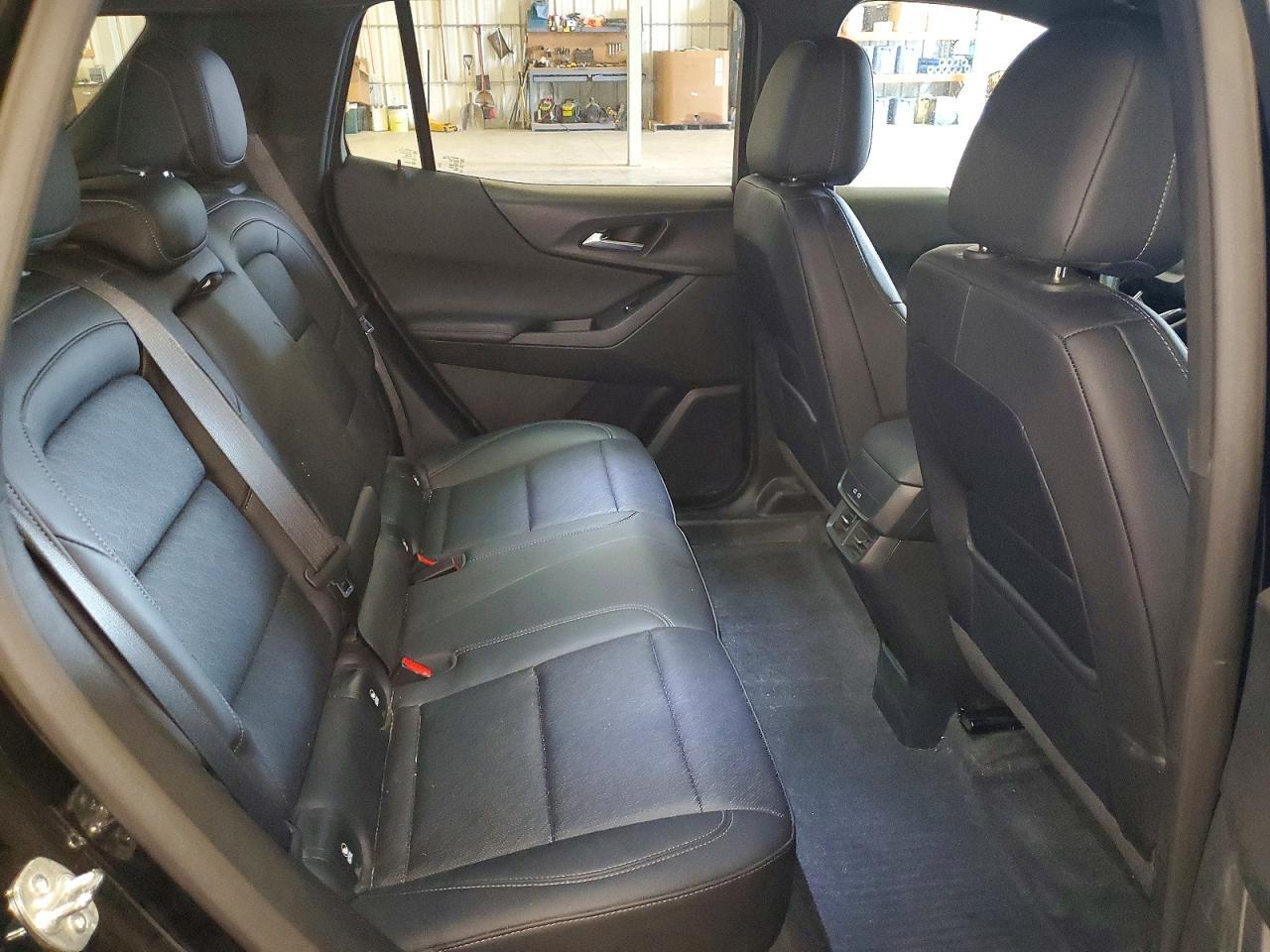 2025 CHEVROLET EQUINOX LT — Фото 11 из 13