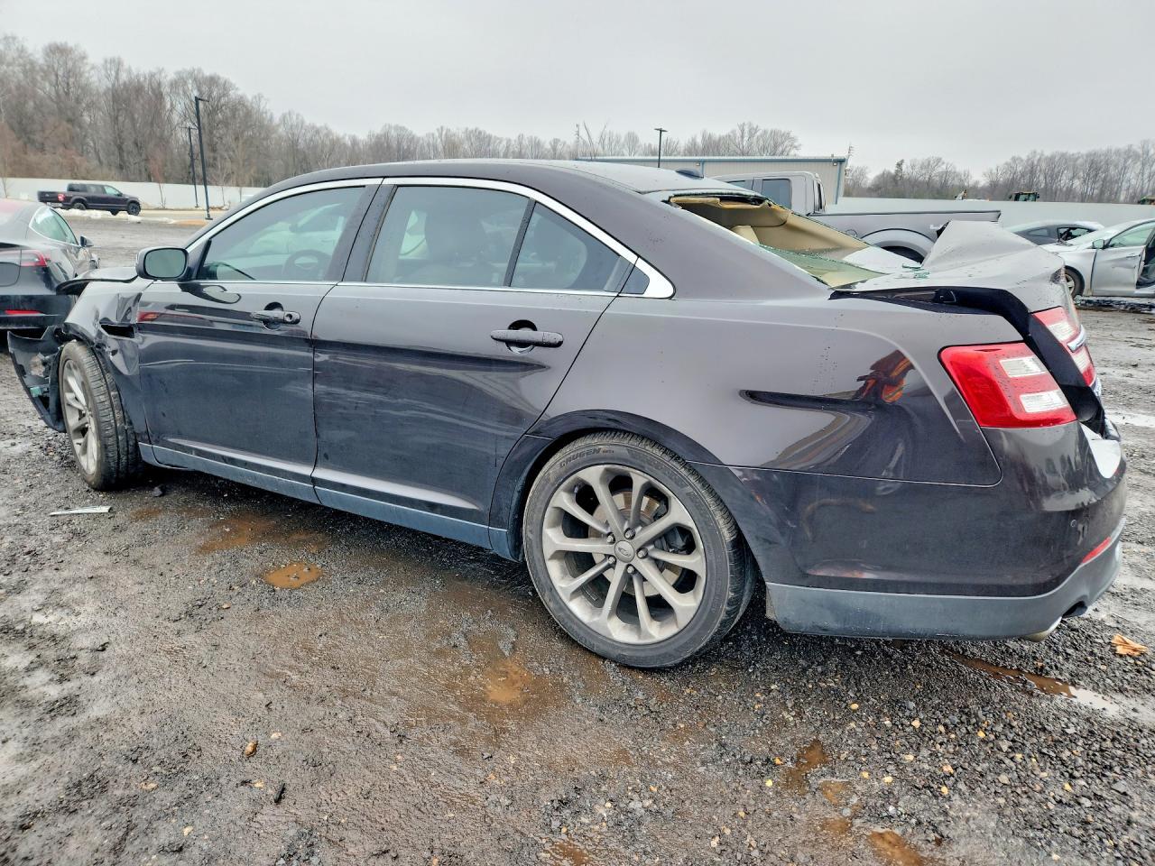 2013 FORD TAURUS LIMITED — Фото 2 из 12