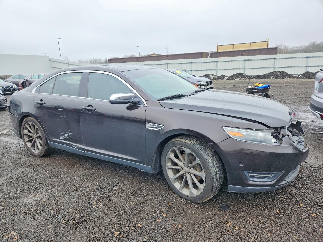 2013 FORD TAURUS LIMITED — Фото 4 из 12