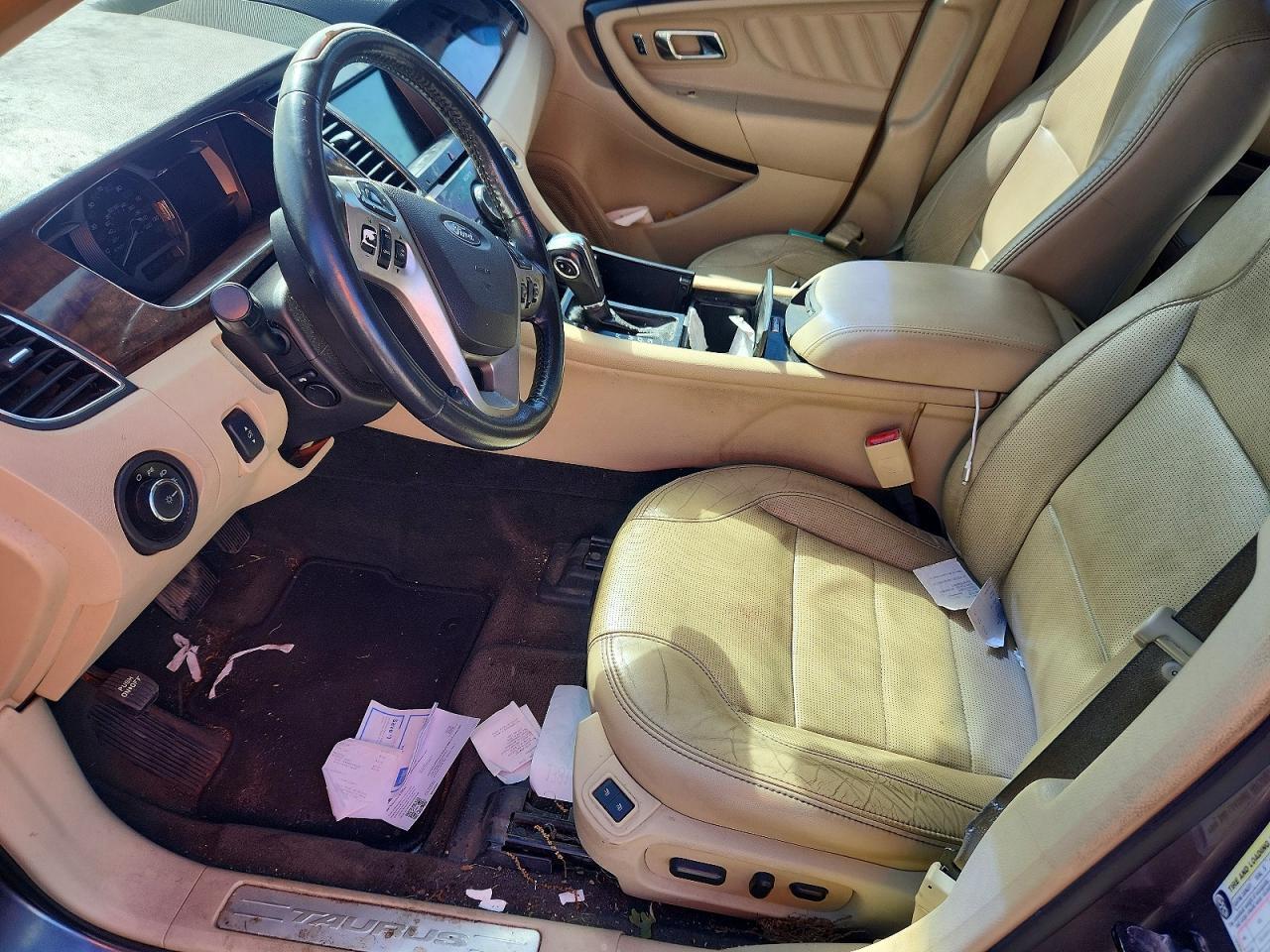 2013 FORD TAURUS LIMITED — Фото 7 из 12