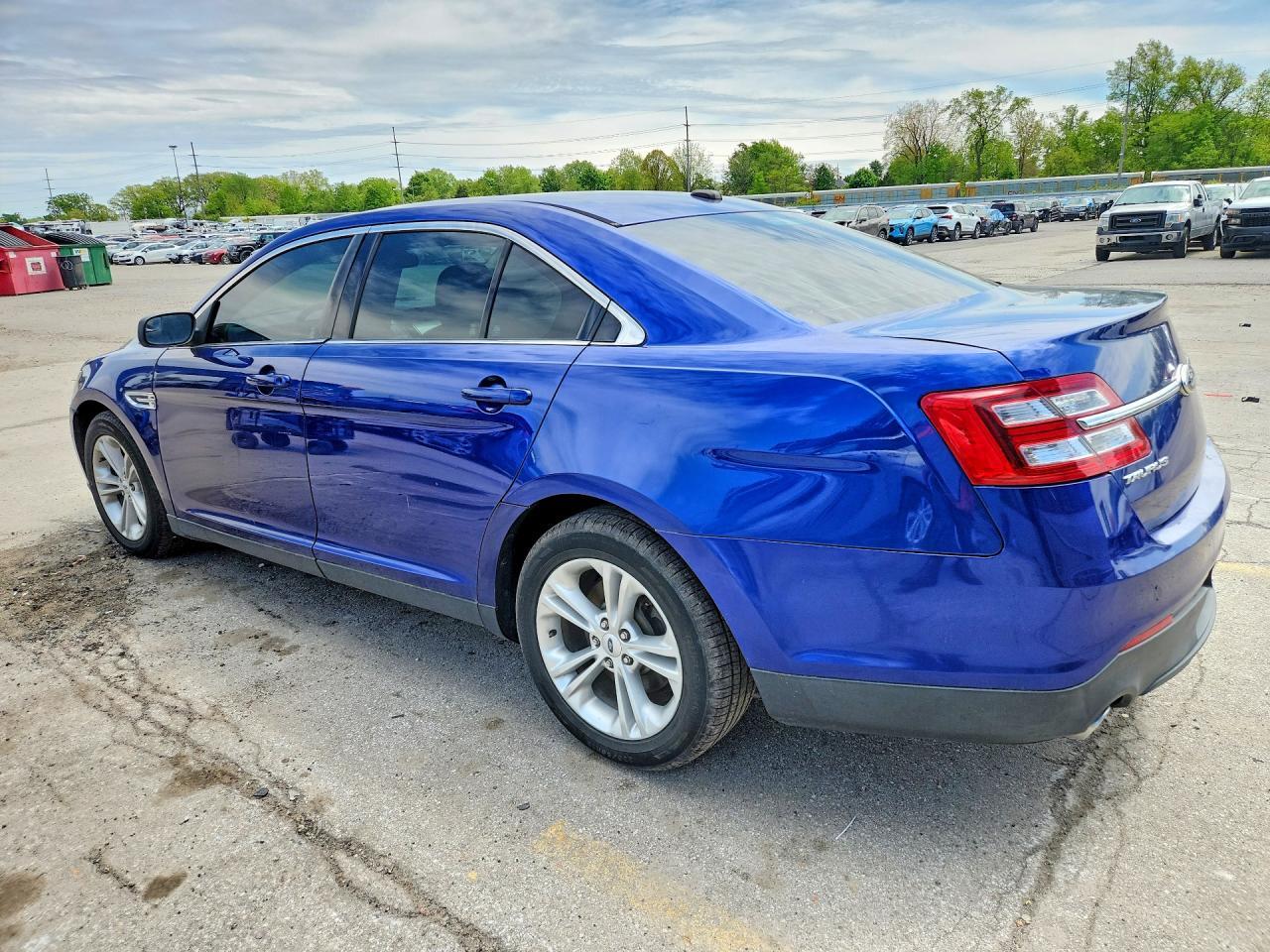 2013 FORD TAURUS SEL — Фото 2 из 12