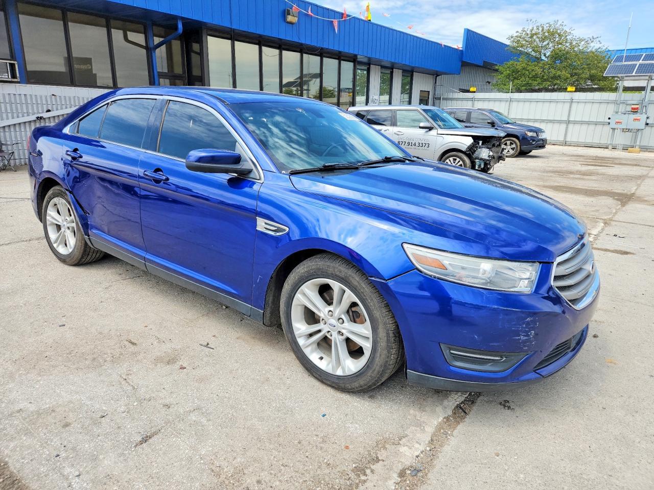 2013 FORD TAURUS SEL — Фото 4 из 12