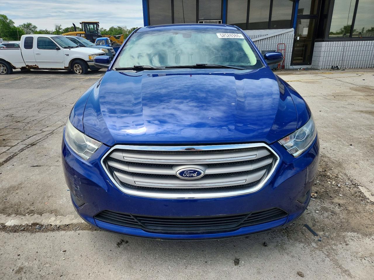 2013 FORD TAURUS SEL — Фото 5 из 12