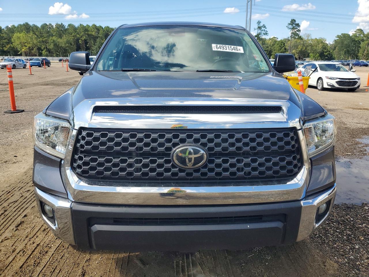 2020 TOYOTA TUNDRA SR5 — Фото 5 из 12