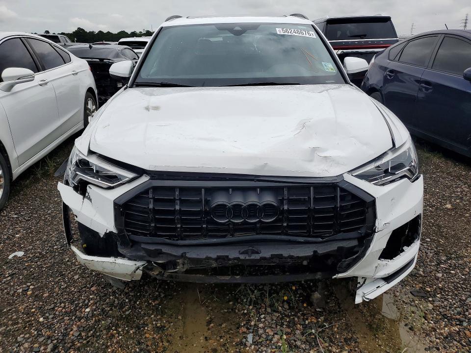 2024 AUDI Q3 PREMIUM 40 — Фото 5 из 13